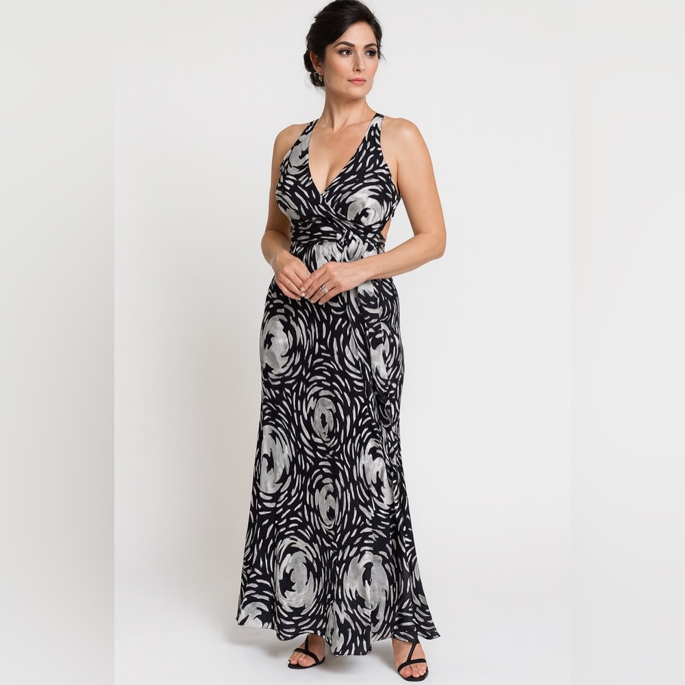 BCBGMAXAZRIA Black & Silver Chiffon Maxi Dress Open Back Cross Straps Size 2 NWT
